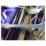 Silver Ware Set - - -