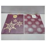 APPEARS NEW - Holiday Gift Wrapping Set and Ribbons, 6 gift bags and 2 ribbons.