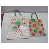 APPEARS NEW - Holiday Gift Wrapping Set and Ribbons, 6 gift bags and 2 ribbons.