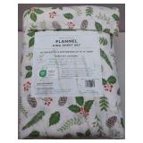 APPEARS NEW - Great Bay Home 100% Cotton Holiday Flannel Sheet Set  King  4 Pieces (Outside cover is dusty/dirty)  - Retail: $160