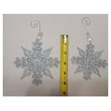 APPEARS NEW - Christmas Tree Ornament Snowflake Snowflake Ornament Drop (16 Snowflakes Included)