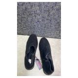 Bobbie Brooks Ankle Boots Booties Side Zipper Black Ladies Size 9 Brand new!