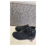 Bobbie Brooks Ankle Boots Booties Side Zipper Black Ladies Size 9 Brand new!