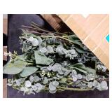 Winlyn 20 Pcs Mixed Artificial Oval Eucalyptus Leaves Bulk with White Seeds Stems and Spray for Vase Floral Wreath Bouquets Wedding Greenery Decoration