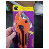 Bates- PVC Pipe Cutter, Cuts up to 1-1/4, Ratcheting PVC Pipe Cutter Tool, Pipe Cutters PVC, PVC Pipe Shears, PVC Cutter, Plastic Pipe Cutter, PEX Pipe Cutter, PVC Cutter Tool, PVC Ratchet Cutter