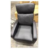 Yaheetech Adjustable Recliner Chair - Retail: $0