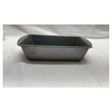 Classic Metal Mini Loaf Pan