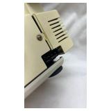 Singer Quantum Lock 4 Differential Feed Serger( No Cord. Unable to Test)