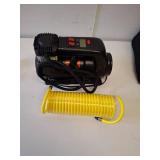 Hyper Tough DC 12V Heavy Duty Direct Drive Digital Tire Inflator with Detachable LED Light