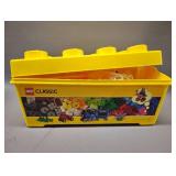LEGO Classic Medium Creative Brick Box With 8 Large Stud Lid