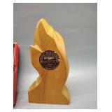 OREGON MYRTLE WOOD PRAYING HANDS FIGURINE AND SEABURY BOOK OF COMMON PRAYER