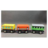 Wooden Magnetic Train Set - Engine with 7 Cars
