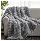 Cozy Bliss Faux Fur Throw Blanket for Couch, Fuzzy Soft Plush Thick Bubble Blanket for Sofa Bedroom Living Room,50 * 60 Inches Light Grey