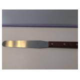 APPEARS NEW - Winco Blade Bakery Spatula  7.75-Inch
