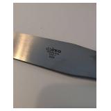 APPEARS NEW - Winco Blade Bakery Spatula  7.75-Inch