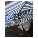 9ft Round Wood Patio Market Umbrella, Black White Striped, Outdoor Table Umbrella with Pulley Lift, 8 Ribs Polyester Fabric, Sun Umbrella for Garden Deck Pool Backyard - Retail: $233