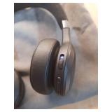JBL Live 675NC Wireless On-Ear Headphones - Retail: $49