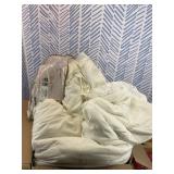 JANZAA King Comforter Set Creamy White Ruffle Comforter with 2 Pillowcase Soft King Size Bed Set Vintage Farmhouse Bed Comforter Set Fluffy Shabby Chic Bedding for All Season