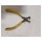 Round Hole Punch Pliers