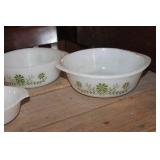 Vtg. Glasbake Casserole Dishes & More need cleaning