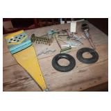 Vtg. Metal Snap N. Score Game & More