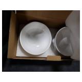 LoeJan Elevated Cat Food Bowl, 5 Oz Ceramic Raised and Tilted Water Bowl, Anti Vomiting and Protect Pets