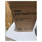 1.3 gal Trash Can with Lid, Small Garbage Can for Bathroom, Step-on Kitchen Trash Bin