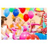 FOTIOMRG 200pcs Twisting Balloons 260 Long Balloons for Balloon Animals, 20 Assorted Colors Premium Quality Magic Skinny Modeling Latex Balloon for Birthday Christmas Party Decorations