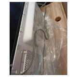 Hamilton Beach 1.1 cu ft Countertop Microwave Ovens in Stainless Steel - Retail: $80