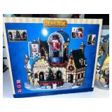 Hard to find Rare Retired Nutcracker LEMAX!!! These are selling for over $200 these days. Should be a video to watch it working.  - Retail: $215