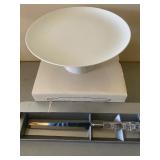 Cake Plate and Knife