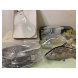 Otagiri Spoon Rest, Leonard Stainless Gravy Bowl and Fish Napkin Holders