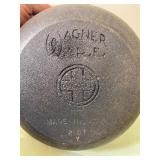 Vintage Wagner Boston Beanery, 2 qt Bean Pot w/ Lid, Handle and Box