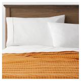 King Lofty Velvet Quilt Dark Gold - Threshold: Luxurious Polyester Fill, Machine Washable, OEKO-TEX Certified