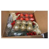 Christmas Garland with Led Lights, Garland with Lights Christmas Decorations, Artificial Pine, Artificial Decor for Mantle, Outdoor, Stairs Railing, Fireplace