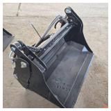 Unused MINI Skid Steer 4-in-1 Bucket Attachment | CK-XH39F