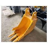 Unused Captok 12-inch Trenching Bucket with Triple Teeth | Fits Cat 305