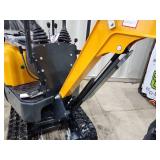 Unused INFRONT YFE10 MINI Excavator Model: YFE10