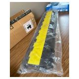 VEVOR Cable Protector Ramp, 2 Channel, 22000 lbs/axle Capacity