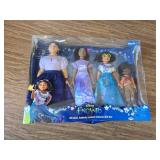 Disney Encanto Fashion Doll Gift Set Mirabel Isabela Luisa Antonio