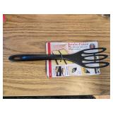 Norpro Jumbo Fiskie - Fork & Whisk,Black