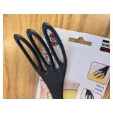 Norpro Jumbo Fiskie - Fork & Whisk,Black