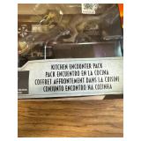 Jurassic World Legacy Collection Kitchen Encounter 3pk