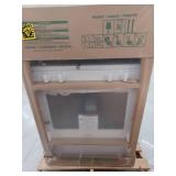 Whirlpool WFG320M0BW - Gas Range - Freestanding - Retail: $1,299