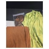 Apragaz Mens Halloween Costumes Adult, Green Shirt, Brown Pants, Men Short Wavy Brown Wig Mens Retro Mystery Solver Cosplay Outfit(L)