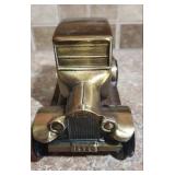 1974 Banthrico Chicago - 1926 Ford Model T Metal Coin Bank - Brass finish