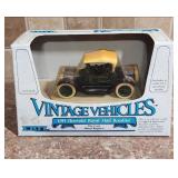 Ertl Vintage Vehicles Series - 1914 Chevrolet Royal Mail Roadster Die-Cast Replica #2543 unopened