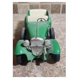 1930s Style Green Convertible Model Car - not fully assembled - no guarantee all parts are included