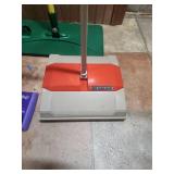 Floor cleaning tools