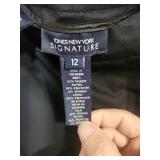 5 pair womens size 12 and 12P dress pants - all very good condition